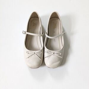 Zara girls cream leather ballet flats